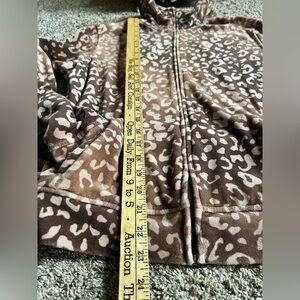 ✅ac-tiv-ology Velour Animal Print Bomber Jacket - Women’s L